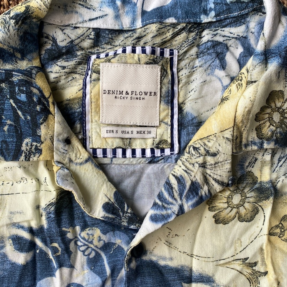 Denim and flower ricky singh floral hawaiian shirt button down - Picture 2 of 2